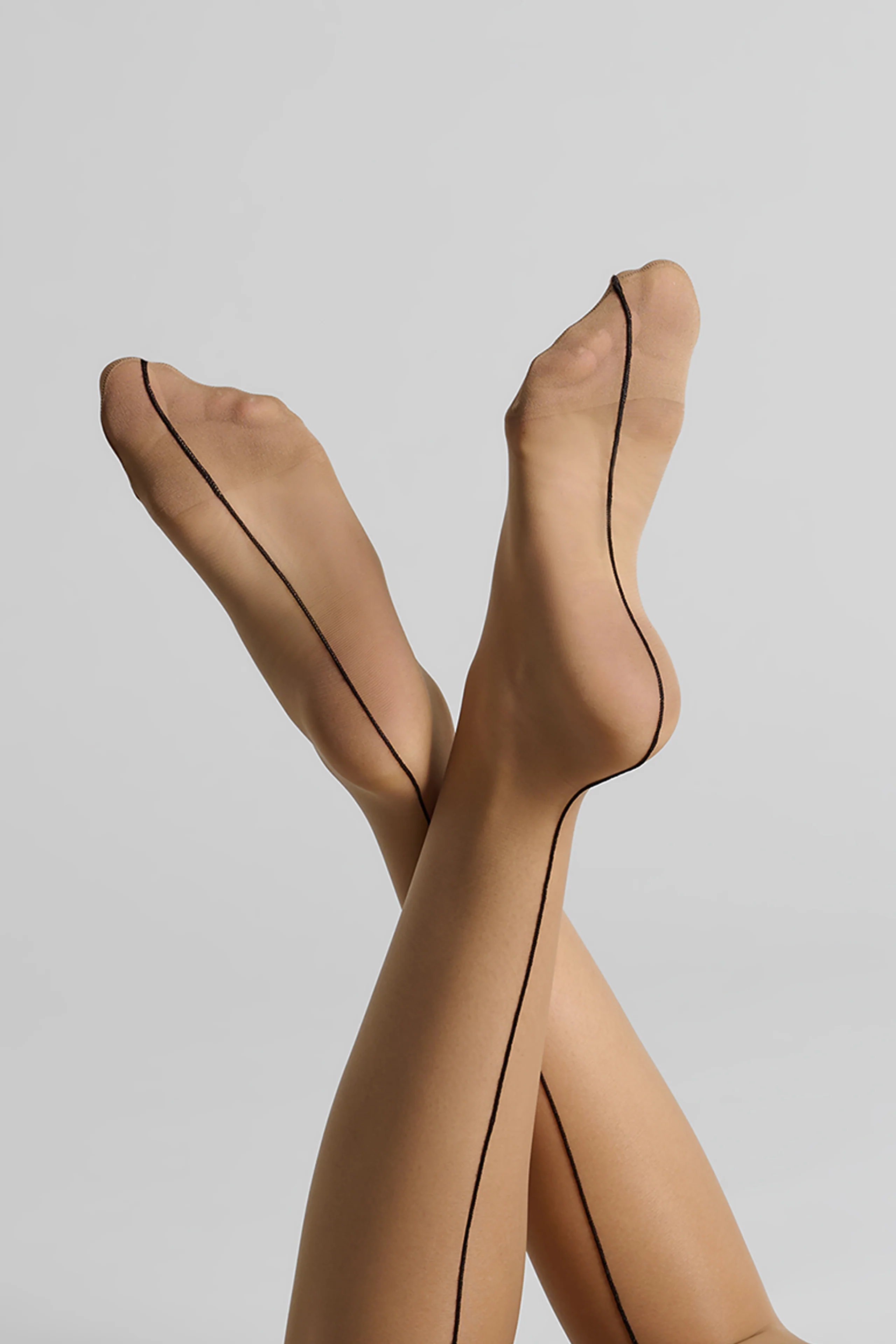 Cut and curled back seamed stockings - 20D - LEGWEAR - Image 4