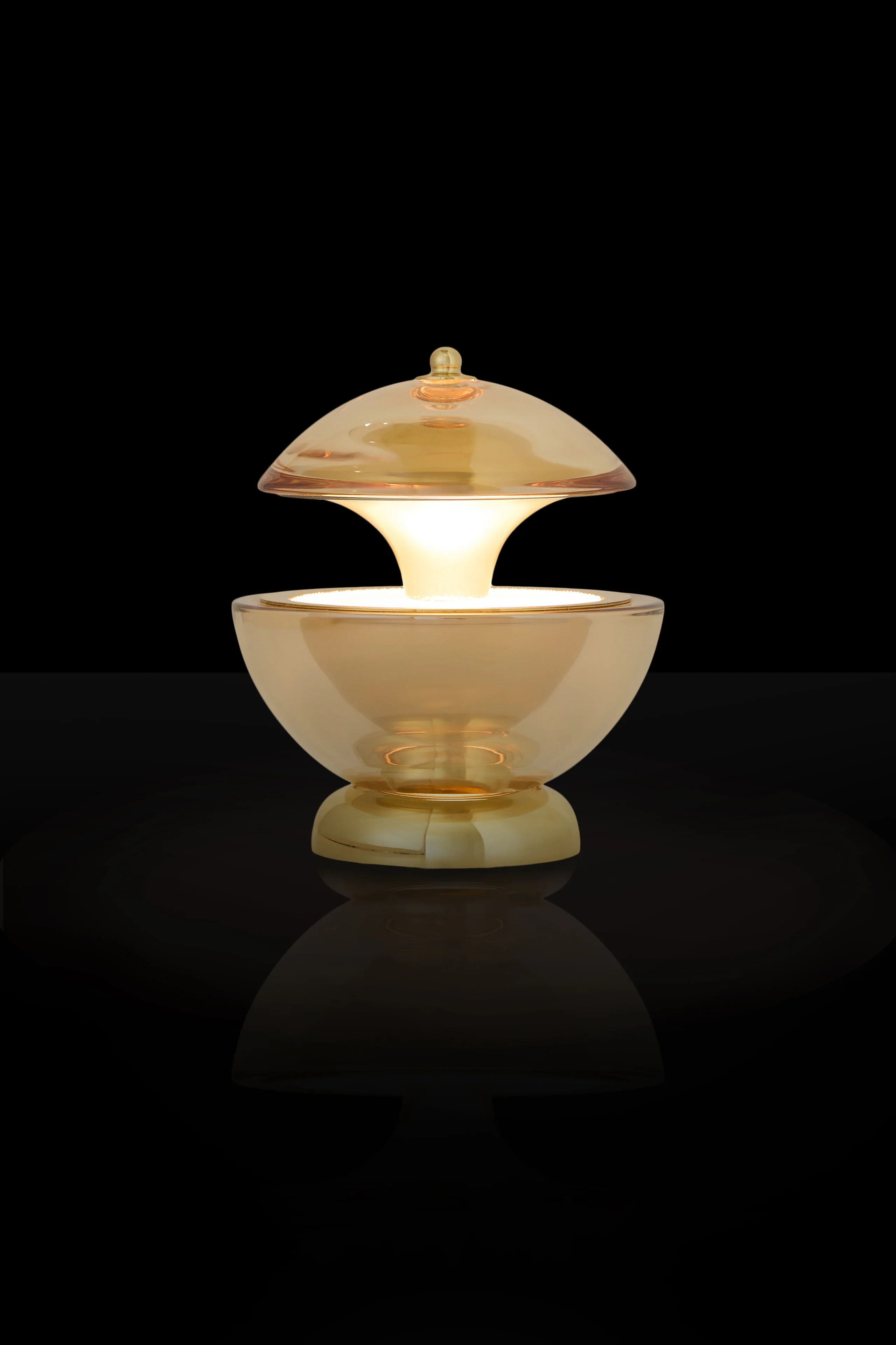 L’Indécente - Rechargeable table lamp - Curiosités Désirables © - Image 2