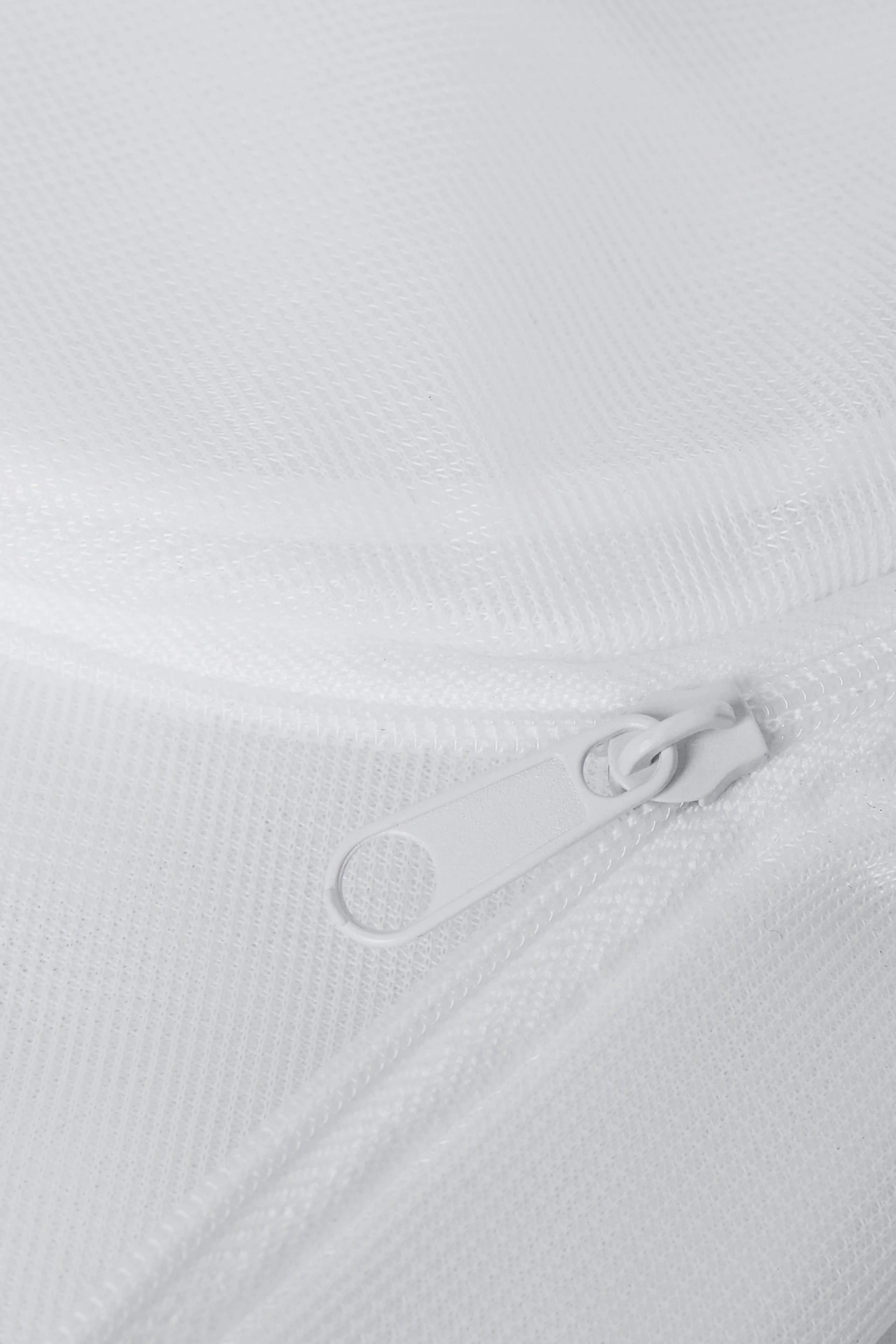 Lingerie washing bag - Wardrobe & Care - Image 3