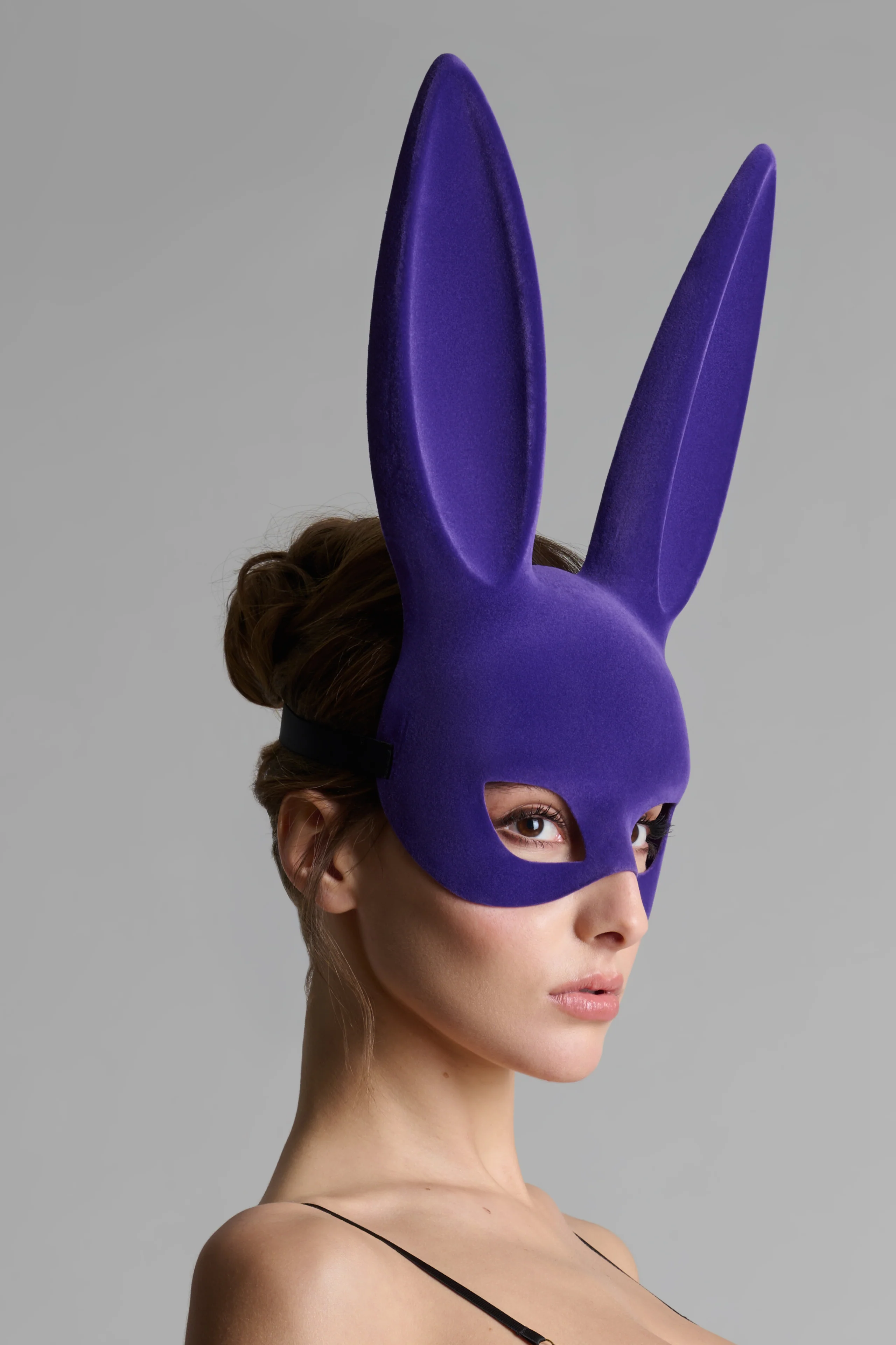 Velvet bunny mask - Les Fétiches - Image 6