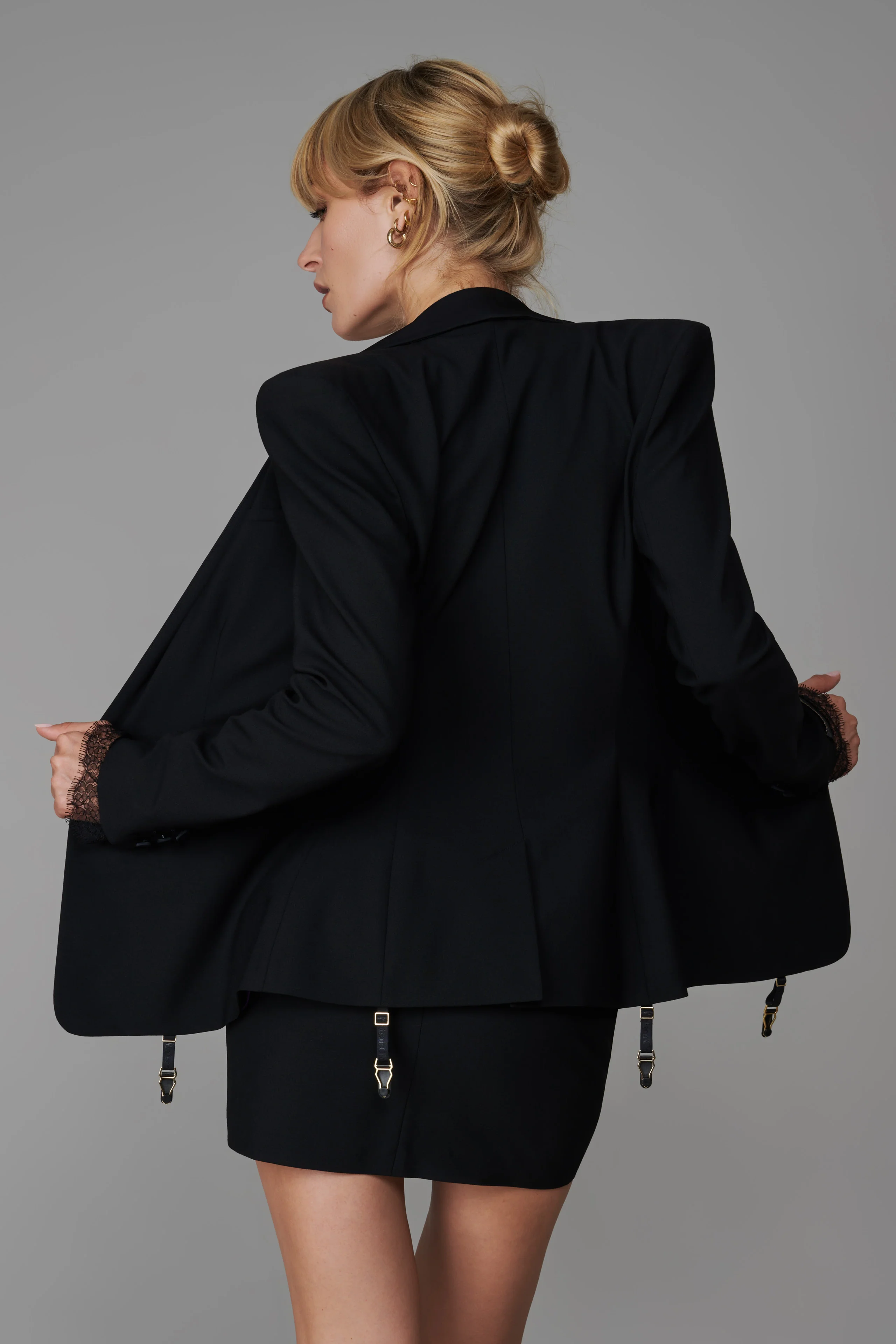 001 Suspender belt tuxedo jacket - Le Vestiaire - Image 5